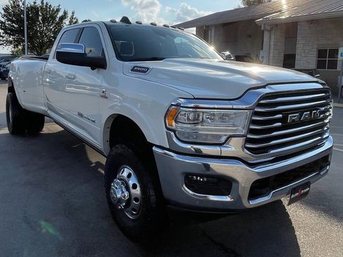 Used 2019 RAM 3500 Limited image 3