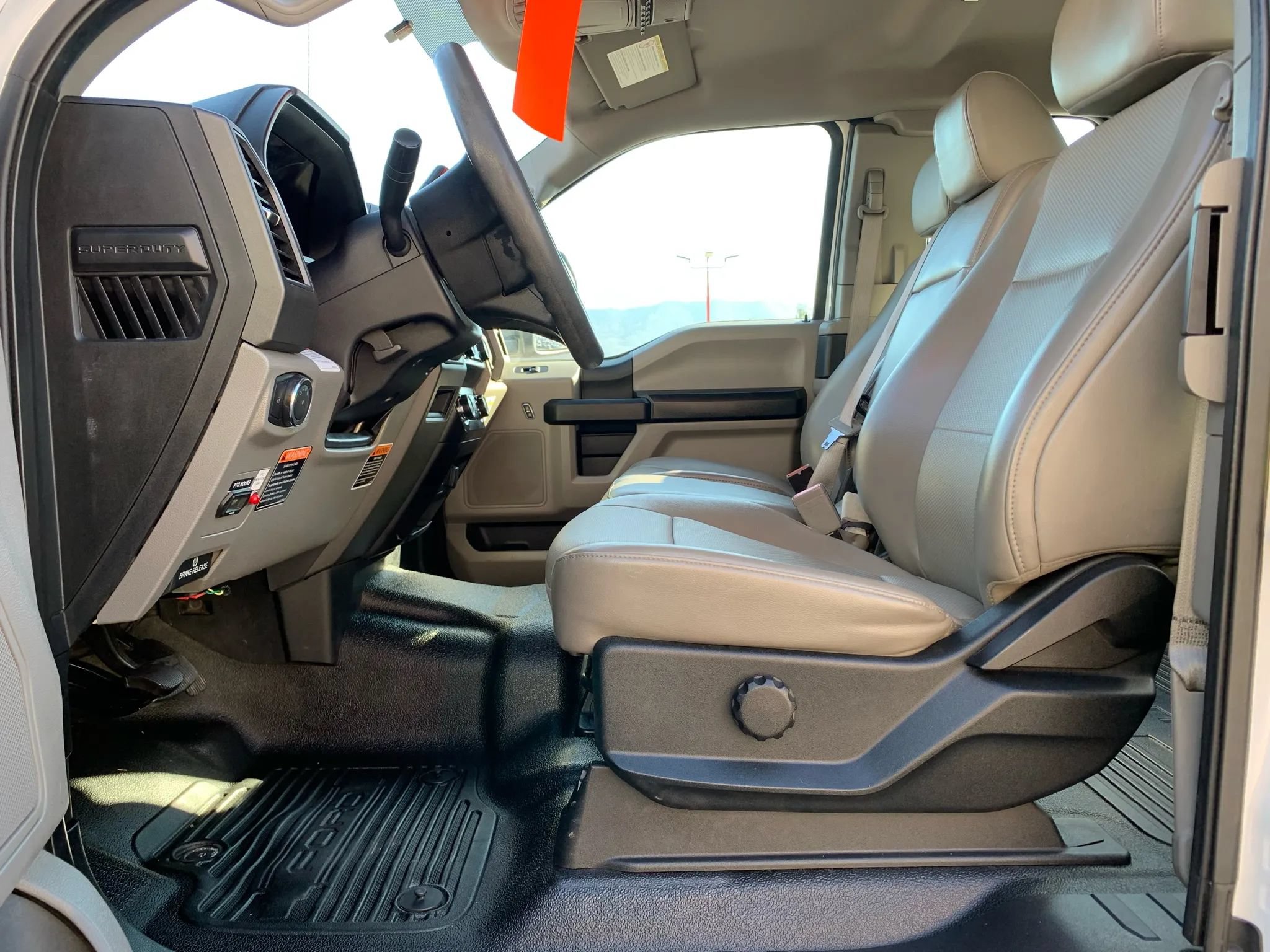 Used 2019 Ford F550 2WD SuperCab Super Duty image 11