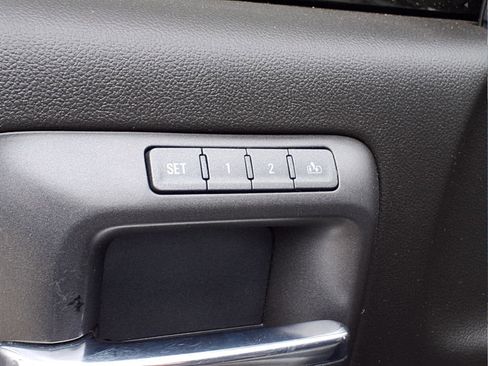 Used 2018 GMC Sierra 1500 SLT image 12