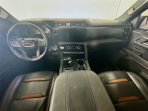 Used 2024 GMC Sierra 1500 AT4 w/ Technology Package image 10
