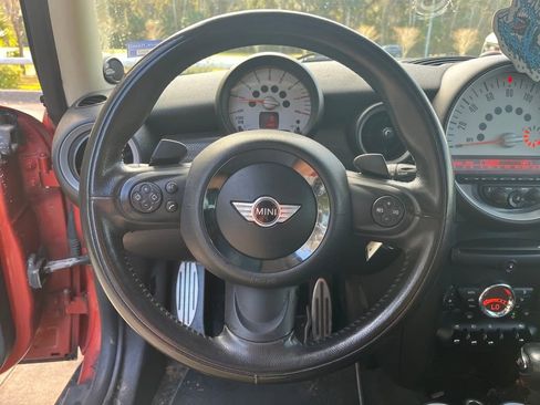 Used 2011 MINI Cooper S image 19