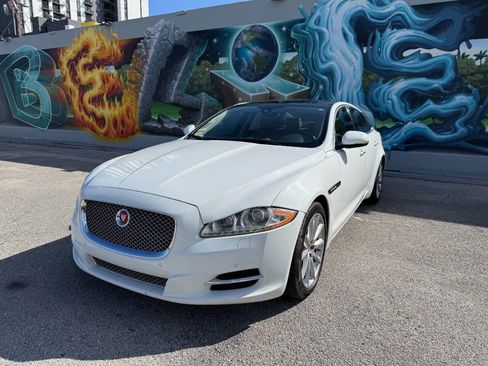 Used 2014 Jaguar XJ L Portfolio image 3