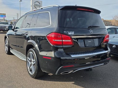 Used 2017 Mercedes-Benz GLS 550 4MATIC image 3
