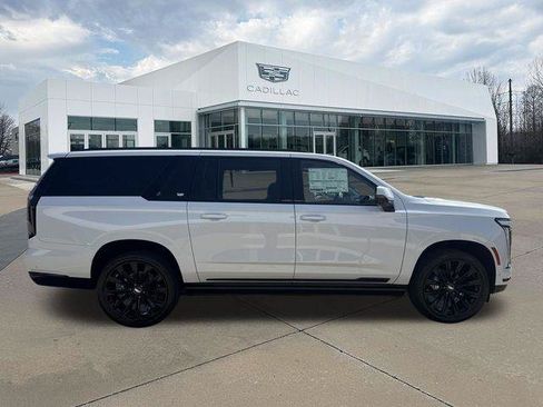 New 2026 Cadillac Escalade ESV Platinum Sport w/ LPO, ONYX Package AWD/4WD image 2