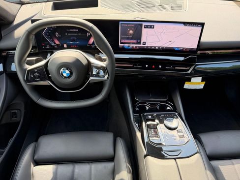 Certified 2026 BMW 530i xDrive AWD/4WD image 24