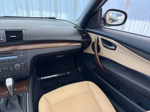 Used 2013 BMW 128i Convertible RWD image 26