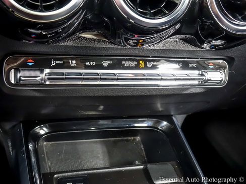 Used 2023 Mercedes-Benz GLB 250 GLB 250 image 19