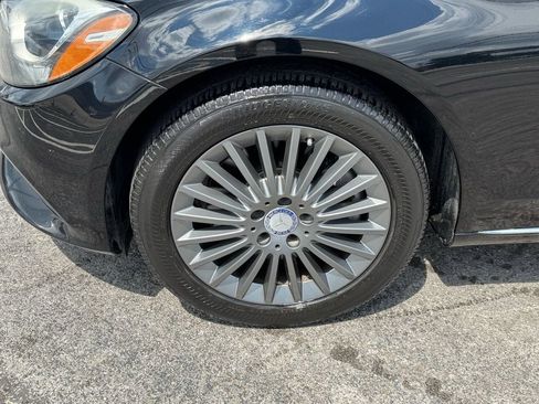 Used 2015 Mercedes-Benz C 300 4MATIC Sedan image 13