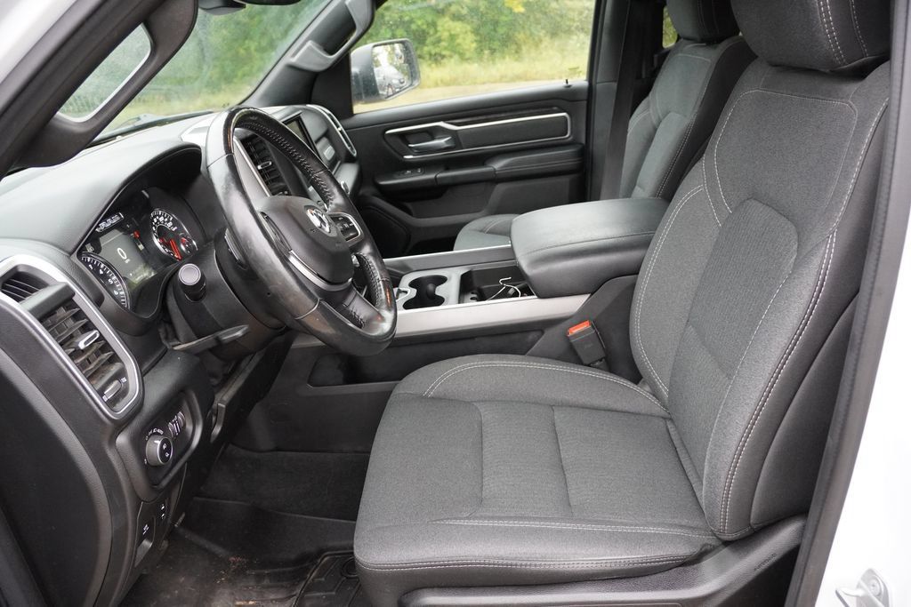 Used 2019 RAM 1500 Big Horn AWD/4WD image 4