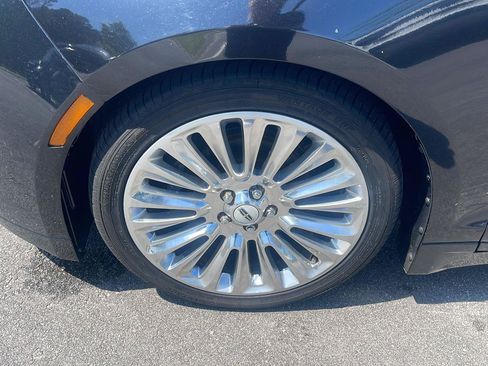 Used 2013 Lincoln MKZ FWD image 12
