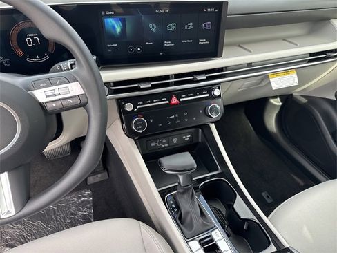 New 2026 Hyundai Tucson SEL image 22