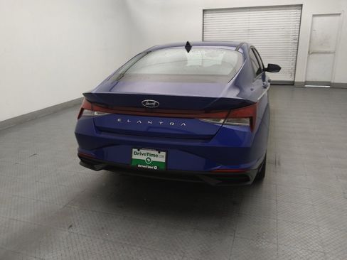 Used 2023 Hyundai Elantra SEL w/ Convenience Package FWD image 7