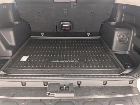 Used 2024 Toyota 4Runner TRD Off-Road image 29