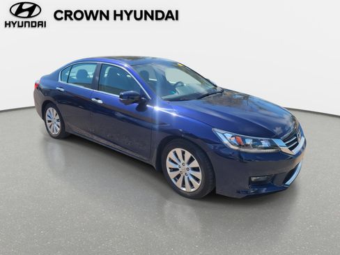 Used 2014 Honda Accord EX image 3