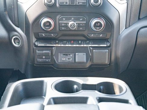 Used 2020 Chevrolet Silverado 1500 LT w/ All-Star Edition image 32