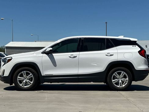 Used 2020 GMC Terrain SLE FWD image 6