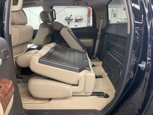 Used 2011 Toyota Tundra Limited w/ Memory Pkg AWD/4WD image 31