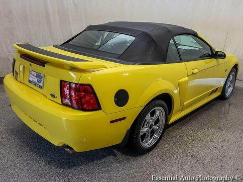 Used 2001 Ford Mustang GT RWD image 8