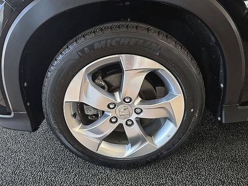 Used 2021 Honda HR-V LX image 39
