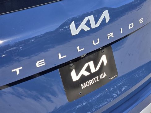 New 2025 Kia Telluride S image 7