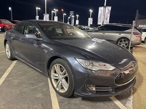 Used 2014 Tesla Model S 60 image 3