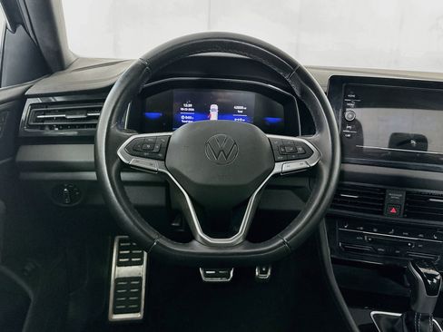 Used 2025 Volkswagen Jetta Sport FWD image 18