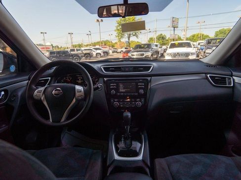 Used 2015 Nissan Rogue SV AWD/4WD image 13