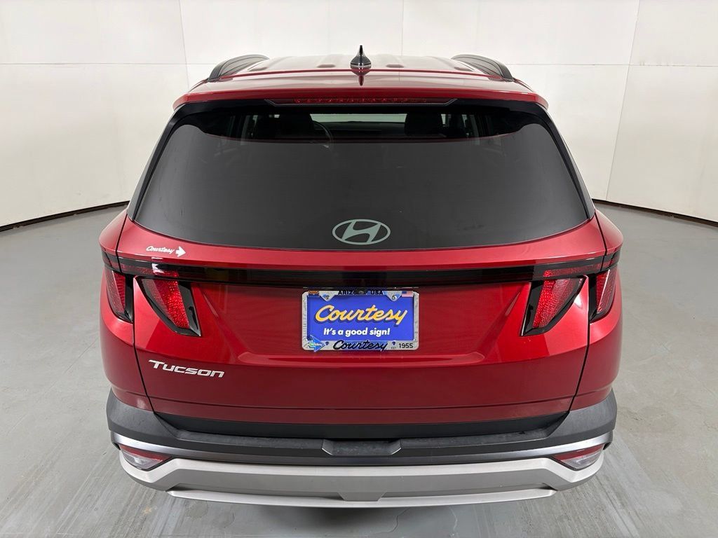 Used 2025 Hyundai Tucson SEL FWD image 8