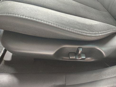 Used 2012 MAZDA CX-7 i Sport w/ Convenience Pkg FWD image 11