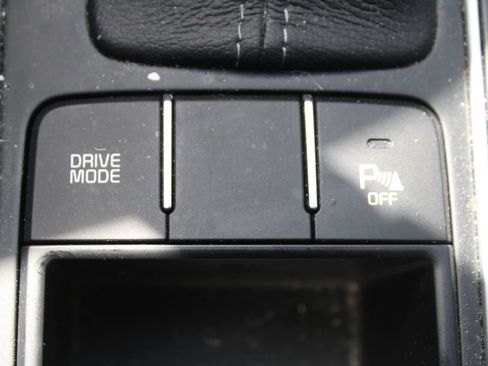 Used 2016 Kia Sorento EX image 34