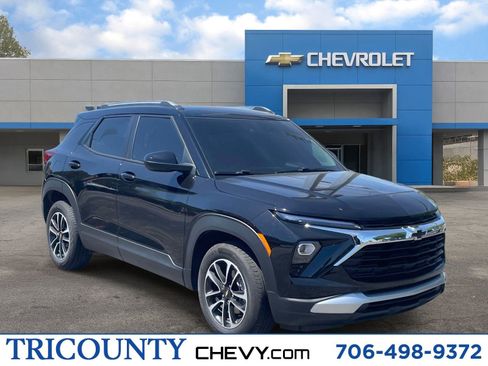 Used 2025 Chevrolet TrailBlazer LT w/ Convenience Package FWD image 1