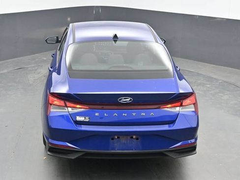 Used 2023 Hyundai Elantra SEL w/ Convenience Package FWD image 25