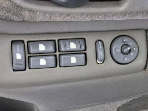 Used 1999 Chevrolet Suburban 2WD w/ Preferred Equipment Group 3 image 14