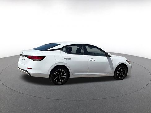 Used 2025 Nissan Sentra SV image 15