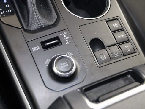 Used 2023 Toyota Highlander XSE image 30