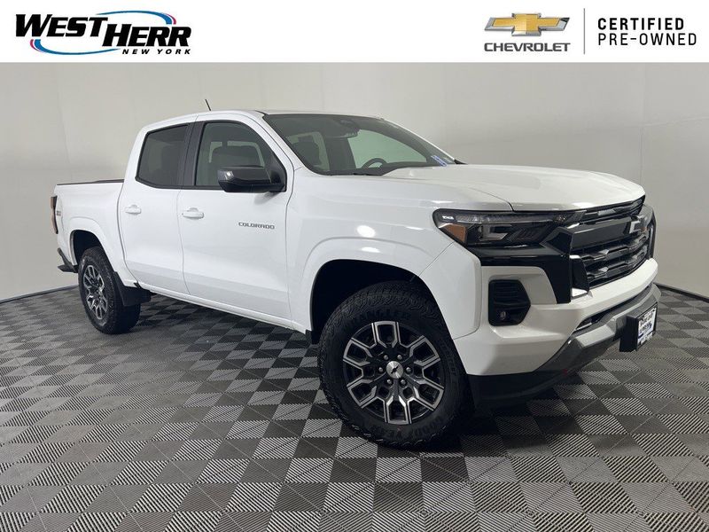 Certified 2025 Chevrolet Colorado Z71 image 1