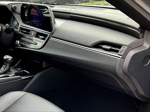 Used 2023 Lexus ES 350 image 18