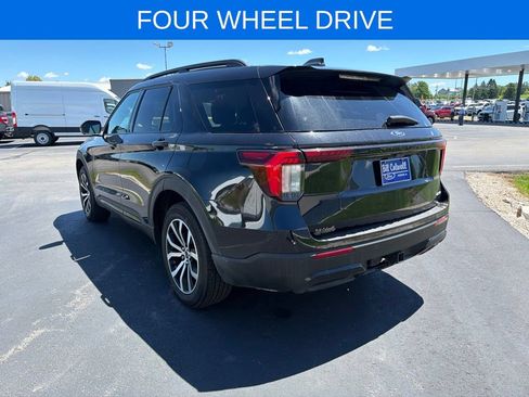 Used 2025 Ford Explorer ST-Line AWD/4WD image 6
