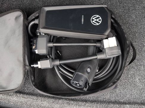 Used 2024 Volkswagen ID.4 Pro RWD image 19