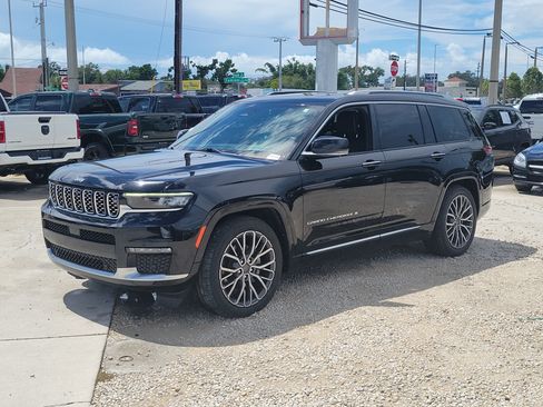 Used 2022 Jeep Grand Cherokee L Summit AWD/4WD image 3