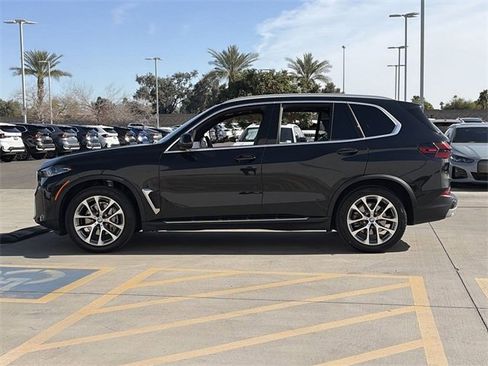 Used 2024 BMW X5 xDrive40i image 9