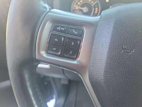 Used 2017 RAM 1500 Limited image 31