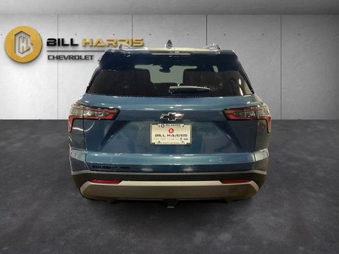 New 2026 Chevrolet Equinox LT w/ Convenience Package II image 11