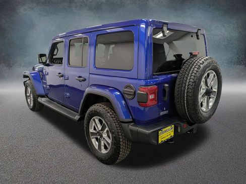 Used 2020 Jeep Wrangler Unlimited Sahara AWD/4WD image 6