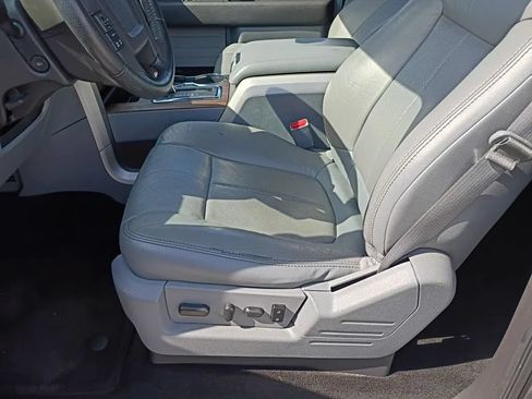 Used 2013 Ford F150 Lariat w/ Mid Equipment Group RWD image 9