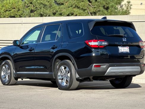 Certified 2023 Honda Pilot EX-L image 3