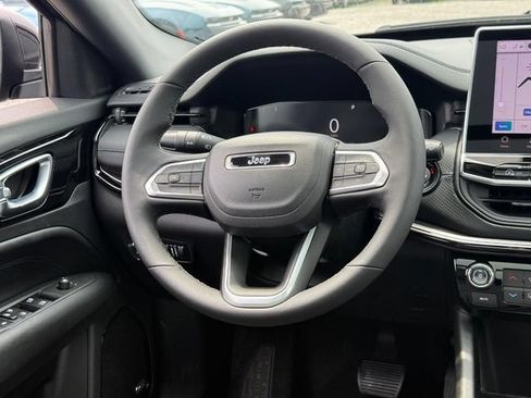 New 2026 Jeep Compass Limited w/ Sun, Sound & Navigation Group AWD/4WD image 14