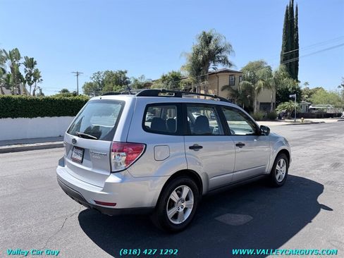 Used 2012 Subaru Forester 2.5X w/ Alloy Wheel Pkg AWD/4WD image 4