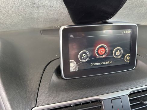 Used 2015 MAZDA MAZDA3 i Grand Touring FWD image 4