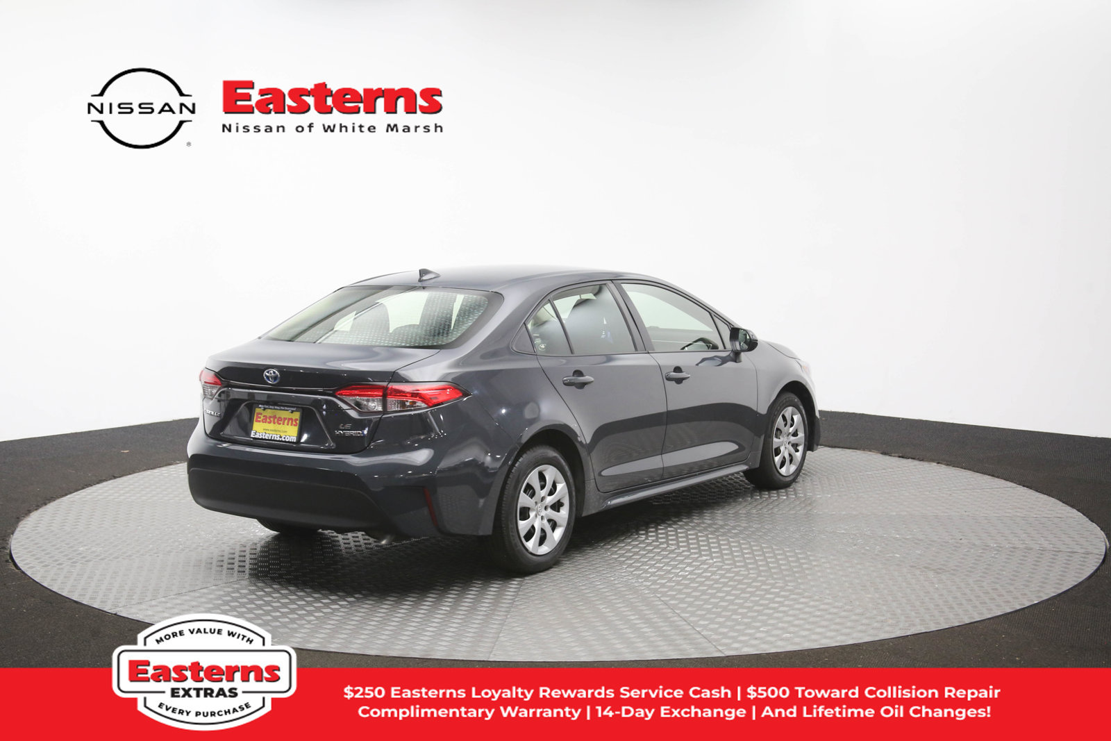 Used 2023 Toyota Corolla LE w/ Carpet Mat Package (TMS) FWD image 37